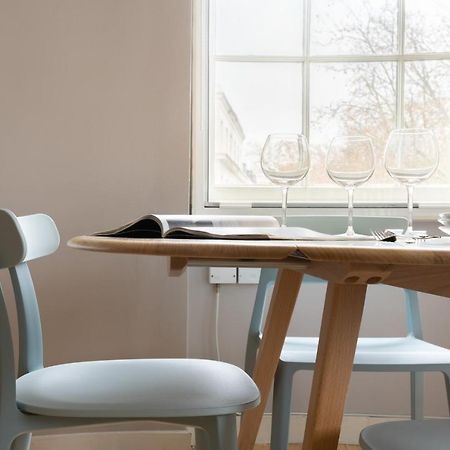 The Holland Park Escape - Modern & Central 2Bdr Flat ลอนดอน ภายนอก รูปภาพ